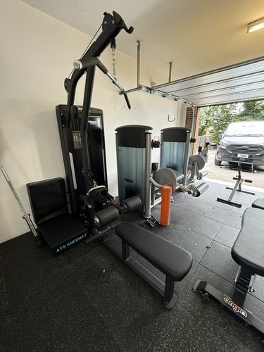 Attack fitness dual lat - fitness,